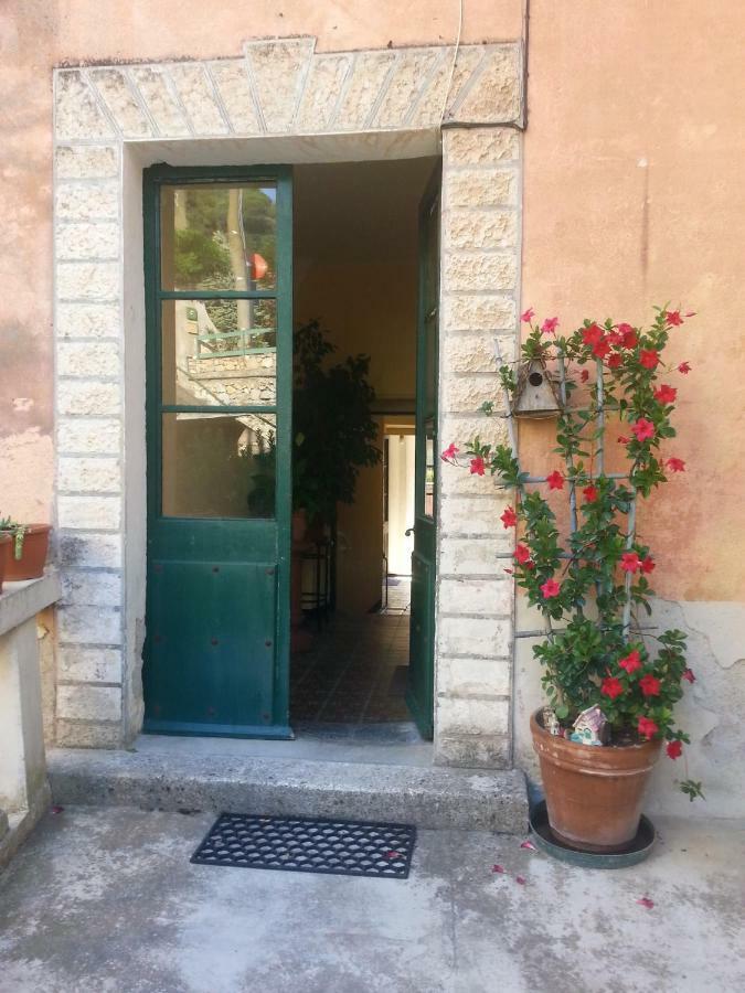 Via Cavasola Finale Ligure Exterior foto